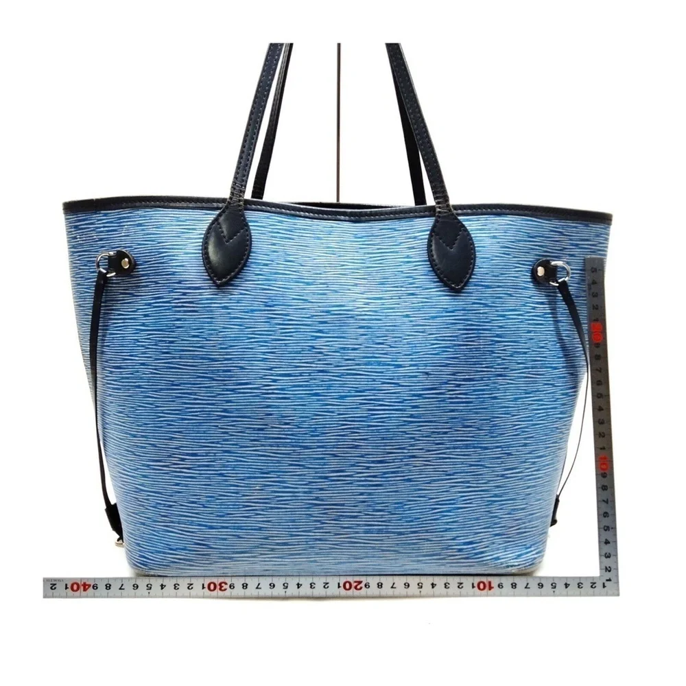 Louis Vuitton Neverfull MM Blue Epi Tote